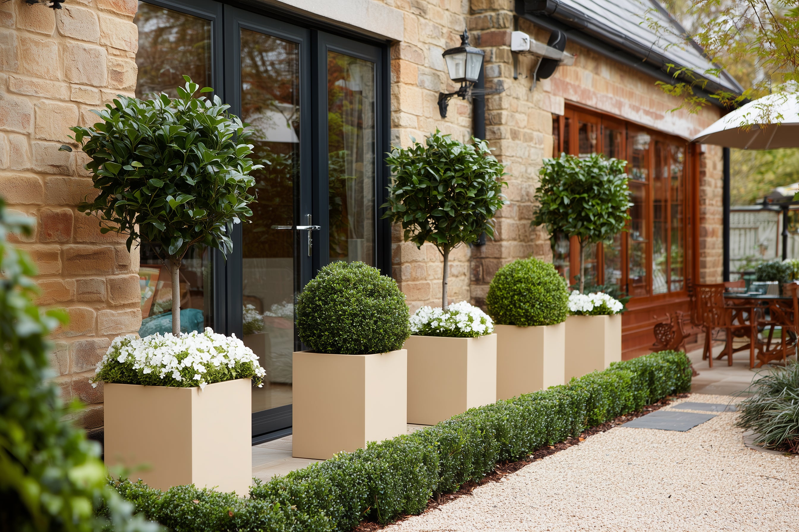 24 Inch Tall Vertical Planter